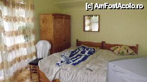 [P05] Vila Ileana Sinaia - interiorul camerei cu patul matrimonial » foto by danoradea
 - 
<span class="allrVoted glyphicon glyphicon-heart hidden" id="av431879"></span>
<a class="m-l-10 hidden" id="sv431879" onclick="voting_Foto_DelVot(,431879,7678)" role="button">șterge vot <span class="glyphicon glyphicon-remove"></span></a>
<a id="v9431879" class=" c-red"  onclick="voting_Foto_SetVot(431879)" role="button"><span class="glyphicon glyphicon-heart-empty"></span> <b>LIKE</b> = Votează poza</a> <img class="hidden"  id="f431879W9" src="/imagini/loader.gif" border="0" /><span class="AjErrMes hidden" id="e431879ErM"></span>