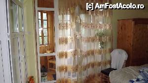 [P06] Vila Ileana Sinaia - în cameră, în partea stângă se află baie construcție ce a fost adăugată mai tarziu » foto by danoradea
 - 
<span class="allrVoted glyphicon glyphicon-heart hidden" id="av431880"></span>
<a class="m-l-10 hidden" id="sv431880" onclick="voting_Foto_DelVot(,431880,7678)" role="button">șterge vot <span class="glyphicon glyphicon-remove"></span></a>
<a id="v9431880" class=" c-red"  onclick="voting_Foto_SetVot(431880)" role="button"><span class="glyphicon glyphicon-heart-empty"></span> <b>LIKE</b> = Votează poza</a> <img class="hidden"  id="f431880W9" src="/imagini/loader.gif" border="0" /><span class="AjErrMes hidden" id="e431880ErM"></span>