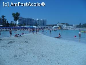 [P01] Nissi Beach -limba de nisip ce desparte golful » foto by Yolanda
 - 
<span class="allrVoted glyphicon glyphicon-heart hidden" id="av979431"></span>
<a class="m-l-10 hidden" id="sv979431" onclick="voting_Foto_DelVot(,979431,7721)" role="button">șterge vot <span class="glyphicon glyphicon-remove"></span></a>
<a id="v9979431" class=" c-red"  onclick="voting_Foto_SetVot(979431)" role="button"><span class="glyphicon glyphicon-heart-empty"></span> <b>LIKE</b> = Votează poza</a> <img class="hidden"  id="f979431W9" src="/imagini/loader.gif" border="0" /><span class="AjErrMes hidden" id="e979431ErM"></span>
