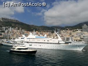 [P09] Port Hercule, văzut de pe Cheiul Rainier III » foto by crismis
 - 
<span class="allrVoted glyphicon glyphicon-heart hidden" id="av940776"></span>
<a class="m-l-10 hidden" id="sv940776" onclick="voting_Foto_DelVot(,940776,7768)" role="button">șterge vot <span class="glyphicon glyphicon-remove"></span></a>
<a id="v9940776" class=" c-red"  onclick="voting_Foto_SetVot(940776)" role="button"><span class="glyphicon glyphicon-heart-empty"></span> <b>LIKE</b> = Votează poza</a> <img class="hidden"  id="f940776W9" src="/imagini/loader.gif" border="0" /><span class="AjErrMes hidden" id="e940776ErM"></span>