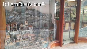 [P13] centrul vechi Aubagne, magazin cu santoane » foto by Yolanda
 - 
<span class="allrVoted glyphicon glyphicon-heart hidden" id="av1514079"></span>
<a class="m-l-10 hidden" id="sv1514079" onclick="voting_Foto_DelVot(,1514079,7772)" role="button">șterge vot <span class="glyphicon glyphicon-remove"></span></a>
<a id="v91514079" class=" c-red"  onclick="voting_Foto_SetVot(1514079)" role="button"><span class="glyphicon glyphicon-heart-empty"></span> <b>LIKE</b> = Votează poza</a> <img class="hidden"  id="f1514079W9" src="/imagini/loader.gif" border="0" /><span class="AjErrMes hidden" id="e1514079ErM"></span>