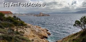 [P15] De pe insula Ratonneau privim spre Insula If pe care se vede frumos celebrul Chateu D' If » foto by irinad
 - 
<span class="allrVoted glyphicon glyphicon-heart hidden" id="av1125746"></span>
<a class="m-l-10 hidden" id="sv1125746" onclick="voting_Foto_DelVot(,1125746,7772)" role="button">șterge vot <span class="glyphicon glyphicon-remove"></span></a>
<a id="v91125746" class=" c-red"  onclick="voting_Foto_SetVot(1125746)" role="button"><span class="glyphicon glyphicon-heart-empty"></span> <b>LIKE</b> = Votează poza</a> <img class="hidden"  id="f1125746W9" src="/imagini/loader.gif" border="0" /><span class="AjErrMes hidden" id="e1125746ErM"></span>