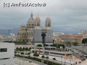 [P12] Catedrala Sainte-Marie-Majeure de Marseille, sau pe scurt, La Major. Lângă aceasta, în dreapta, se observă ruinele fostei biserici » foto by irinad
 - 
<span class="allrVoted glyphicon glyphicon-heart hidden" id="av1131796"></span>
<a class="m-l-10 hidden" id="sv1131796" onclick="voting_Foto_DelVot(,1131796,7772)" role="button">șterge vot <span class="glyphicon glyphicon-remove"></span></a>
<a id="v91131796" class=" c-red"  onclick="voting_Foto_SetVot(1131796)" role="button"><span class="glyphicon glyphicon-heart-empty"></span> <b>LIKE</b> = Votează poza</a> <img class="hidden"  id="f1131796W9" src="/imagini/loader.gif" border="0" /><span class="AjErrMes hidden" id="e1131796ErM"></span>