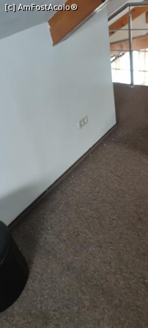 [P16] Mizerie 

Dezastru. Mocheta neaspirata. » foto by Grosu Anatolie
 - 
<span class="allrVoted glyphicon glyphicon-heart hidden" id="av1275718"></span>
<a class="m-l-10 hidden" id="sv1275718" onclick="voting_Foto_DelVot(,1275718,7777)" role="button">șterge vot <span class="glyphicon glyphicon-remove"></span></a>
<a id="v91275718" class=" c-red"  onclick="voting_Foto_SetVot(1275718)" role="button"><span class="glyphicon glyphicon-heart-empty"></span> <b>LIKE</b> = Votează poza</a> <img class="hidden"  id="f1275718W9" src="/imagini/loader.gif" border="0" /><span class="AjErrMes hidden" id="e1275718ErM"></span>