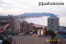 [P01] Prima fotografie - Imaginea rasaritului de soare din balconul de la etajul al 18-lea al hotelului Gran Bali » foto by Alina53
 - 
<span class="allrVoted glyphicon glyphicon-heart hidden" id="av152607"></span>
<a class="m-l-10 hidden" id="sv152607" onclick="voting_Foto_DelVot(,152607,7803)" role="button">șterge vot <span class="glyphicon glyphicon-remove"></span></a>
<a id="v9152607" class=" c-red"  onclick="voting_Foto_SetVot(152607)" role="button"><span class="glyphicon glyphicon-heart-empty"></span> <b>LIKE</b> = Votează poza</a> <img class="hidden"  id="f152607W9" src="/imagini/loader.gif" border="0" /><span class="AjErrMes hidden" id="e152607ErM"></span>