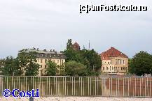 [P34] Insuliţa Tamka. În stânga, Institutul de Biochimie şi Biologie Moleculară » foto by Costi
 - 
<span class="allrVoted glyphicon glyphicon-heart hidden" id="av277264"></span>
<a class="m-l-10 hidden" id="sv277264" onclick="voting_Foto_DelVot(,277264,7843)" role="button">șterge vot <span class="glyphicon glyphicon-remove"></span></a>
<a id="v9277264" class=" c-red"  onclick="voting_Foto_SetVot(277264)" role="button"><span class="glyphicon glyphicon-heart-empty"></span> <b>LIKE</b> = Votează poza</a> <img class="hidden"  id="f277264W9" src="/imagini/loader.gif" border="0" /><span class="AjErrMes hidden" id="e277264ErM"></span>