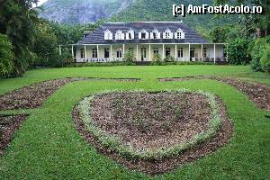 [P07] Vila Eureka - una dintre cele mai frumoase vile din Mauritius- fosta casa coloniala » foto by Pami*
 - 
<span class="allrVoted glyphicon glyphicon-heart hidden" id="av407323"></span>
<a class="m-l-10 hidden" id="sv407323" onclick="voting_Foto_DelVot(,407323,7864)" role="button">șterge vot <span class="glyphicon glyphicon-remove"></span></a>
<a id="v9407323" class=" c-red"  onclick="voting_Foto_SetVot(407323)" role="button"><span class="glyphicon glyphicon-heart-empty"></span> <b>LIKE</b> = Votează poza</a> <img class="hidden"  id="f407323W9" src="/imagini/loader.gif" border="0" /><span class="AjErrMes hidden" id="e407323ErM"></span>