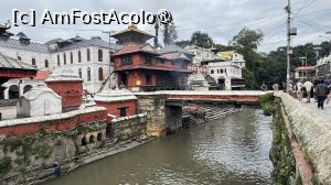 [P32] Pashupatinath » foto by Mika
 - 
<span class="allrVoted glyphicon glyphicon-heart hidden" id="av1507305"></span>
<a class="m-l-10 hidden" id="sv1507305" onclick="voting_Foto_DelVot(,1507305,7929)" role="button">șterge vot <span class="glyphicon glyphicon-remove"></span></a>
<a id="v91507305" class=" c-red"  onclick="voting_Foto_SetVot(1507305)" role="button"><span class="glyphicon glyphicon-heart-empty"></span> <b>LIKE</b> = Votează poza</a> <img class="hidden"  id="f1507305W9" src="/imagini/loader.gif" border="0" /><span class="AjErrMes hidden" id="e1507305ErM"></span>