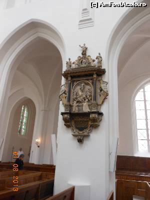 [P15] Malmö - Sankt Petri kyrka, Biserica Sf. Petru, epitaf.  » foto by iulianic
 - 
<span class="allrVoted glyphicon glyphicon-heart hidden" id="av581124"></span>
<a class="m-l-10 hidden" id="sv581124" onclick="voting_Foto_DelVot(,581124,7982)" role="button">șterge vot <span class="glyphicon glyphicon-remove"></span></a>
<a id="v9581124" class=" c-red"  onclick="voting_Foto_SetVot(581124)" role="button"><span class="glyphicon glyphicon-heart-empty"></span> <b>LIKE</b> = Votează poza</a> <img class="hidden"  id="f581124W9" src="/imagini/loader.gif" border="0" /><span class="AjErrMes hidden" id="e581124ErM"></span>