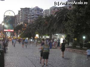 [P06] zona de promenada din statiune » foto by dan16
 - 
<span class="allrVoted glyphicon glyphicon-heart hidden" id="av529658"></span>
<a class="m-l-10 hidden" id="sv529658" onclick="voting_Foto_DelVot(,529658,8016)" role="button">șterge vot <span class="glyphicon glyphicon-remove"></span></a>
<a id="v9529658" class=" c-red"  onclick="voting_Foto_SetVot(529658)" role="button"><span class="glyphicon glyphicon-heart-empty"></span> <b>LIKE</b> = Votează poza</a> <img class="hidden"  id="f529658W9" src="/imagini/loader.gif" border="0" /><span class="AjErrMes hidden" id="e529658ErM"></span>