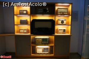 [P14] Aparate de radio de fabricație germană » foto by Costi
 - 
<span class="allrVoted glyphicon glyphicon-heart hidden" id="av747812"></span>
<a class="m-l-10 hidden" id="sv747812" onclick="voting_Foto_DelVot(,747812,8043)" role="button">șterge vot <span class="glyphicon glyphicon-remove"></span></a>
<a id="v9747812" class=" c-red"  onclick="voting_Foto_SetVot(747812)" role="button"><span class="glyphicon glyphicon-heart-empty"></span> <b>LIKE</b> = Votează poza</a> <img class="hidden"  id="f747812W9" src="/imagini/loader.gif" border="0" /><span class="AjErrMes hidden" id="e747812ErM"></span>