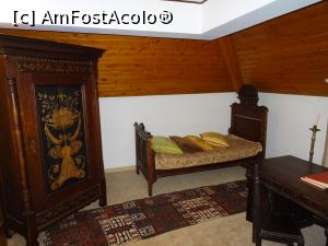 [P26] Mobilier în stil Secession. » foto by tata123 🔱
 - 
<span class="allrVoted glyphicon glyphicon-heart hidden" id="av1277975"></span>
<a class="m-l-10 hidden" id="sv1277975" onclick="voting_Foto_DelVot(,1277975,8046)" role="button">șterge vot <span class="glyphicon glyphicon-remove"></span></a>
<a id="v91277975" class=" c-red"  onclick="voting_Foto_SetVot(1277975)" role="button"><span class="glyphicon glyphicon-heart-empty"></span> <b>LIKE</b> = Votează poza</a> <img class="hidden"  id="f1277975W9" src="/imagini/loader.gif" border="0" /><span class="AjErrMes hidden" id="e1277975ErM"></span>