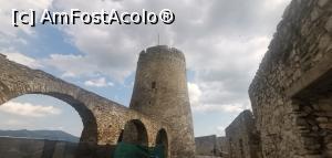 [P45] Castelul <strong>Spiš, monument UNESCO. Turnul.</strong> » foto by Aurici
 - 
<span class="allrVoted glyphicon glyphicon-heart hidden" id="av1284889"></span>
<a class="m-l-10 hidden" id="sv1284889" onclick="voting_Foto_DelVot(,1284889,8067)" role="button">șterge vot <span class="glyphicon glyphicon-remove"></span></a>
<a id="v91284889" class=" c-red"  onclick="voting_Foto_SetVot(1284889)" role="button"><span class="glyphicon glyphicon-heart-empty"></span> <b>LIKE</b> = Votează poza</a> <img class="hidden"  id="f1284889W9" src="/imagini/loader.gif" border="0" /><span class="AjErrMes hidden" id="e1284889ErM"></span>
