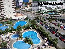 [P03] Vedere din balcon, cele 3 piscine din plan apropiat erau ale hotelului » foto by sandai
 - 
<span class="allrVoted glyphicon glyphicon-heart hidden" id="av167597"></span>
<a class="m-l-10 hidden" id="sv167597" onclick="voting_Foto_DelVot(,167597,8086)" role="button">șterge vot <span class="glyphicon glyphicon-remove"></span></a>
<a id="v9167597" class=" c-red"  onclick="voting_Foto_SetVot(167597)" role="button"><span class="glyphicon glyphicon-heart-empty"></span> <b>LIKE</b> = Votează poza</a> <img class="hidden"  id="f167597W9" src="/imagini/loader.gif" border="0" /><span class="AjErrMes hidden" id="e167597ErM"></span>