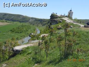 [P01] Butuceni - Peisajul st&acirc;ncos și meandrele r&acirc;ului Răut. » foto by iulianic
 - 
<span class="allrVoted glyphicon glyphicon-heart hidden" id="av1223540"></span>
<a class="m-l-10 hidden" id="sv1223540" onclick="voting_Foto_DelVot(,1223540,8126)" role="button">șterge vot <span class="glyphicon glyphicon-remove"></span></a>
<a id="v91223540" class=" c-red"  onclick="voting_Foto_SetVot(1223540)" role="button"><span class="glyphicon glyphicon-heart-empty"></span> <b>LIKE</b> = Votează poza</a> <img class="hidden"  id="f1223540W9" src="/imagini/loader.gif" border="0" /><span class="AjErrMes hidden" id="e1223540ErM"></span>