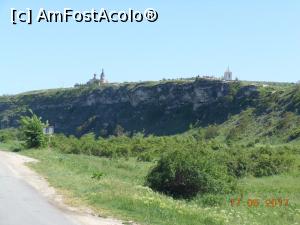 [P02] Butuceni - &Icirc;n depărtare, biserica și mănăstirea rupestră. » foto by iulianic
 - 
<span class="allrVoted glyphicon glyphicon-heart hidden" id="av1223541"></span>
<a class="m-l-10 hidden" id="sv1223541" onclick="voting_Foto_DelVot(,1223541,8126)" role="button">șterge vot <span class="glyphicon glyphicon-remove"></span></a>
<a id="v91223541" class=" c-red"  onclick="voting_Foto_SetVot(1223541)" role="button"><span class="glyphicon glyphicon-heart-empty"></span> <b>LIKE</b> = Votează poza</a> <img class="hidden"  id="f1223541W9" src="/imagini/loader.gif" border="0" /><span class="AjErrMes hidden" id="e1223541ErM"></span>