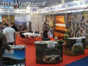 [P10] TTR 2016 primăvară - prin sălile expoziției » foto by Dragoș_MD
 - 
<span class="allrVoted glyphicon glyphicon-heart hidden" id="av718635"></span>
<a class="m-l-10 hidden" id="sv718635" onclick="voting_Foto_DelVot(,718635,8126)" role="button">șterge vot <span class="glyphicon glyphicon-remove"></span></a>
<a id="v9718635" class=" c-red"  onclick="voting_Foto_SetVot(718635)" role="button"><span class="glyphicon glyphicon-heart-empty"></span> <b>LIKE</b> = Votează poza</a> <img class="hidden"  id="f718635W9" src="/imagini/loader.gif" border="0" /><span class="AjErrMes hidden" id="e718635ErM"></span>