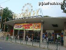 [P09] AmFostAcolo, la Parcul de Distracţii (VidamPark) din Budapesta. Mulţumesc @chege. » foto by creivean
 - 
<span class="allrVoted glyphicon glyphicon-heart hidden" id="av175077"></span>
<a class="m-l-10 hidden" id="sv175077" onclick="voting_Foto_DelVot(,175077,8126)" role="button">șterge vot <span class="glyphicon glyphicon-remove"></span></a>
<a id="v9175077" class=" c-red"  onclick="voting_Foto_SetVot(175077)" role="button"><span class="glyphicon glyphicon-heart-empty"></span> <b>LIKE</b> = Votează poza</a> <img class="hidden"  id="f175077W9" src="/imagini/loader.gif" border="0" /><span class="AjErrMes hidden" id="e175077ErM"></span>