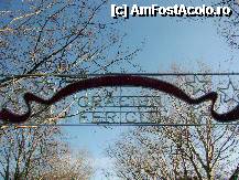 [P14] Bucuresti in haine de sarbatoare - Parcul Cuza » foto by magdalena
 - 
<span class="allrVoted glyphicon glyphicon-heart hidden" id="av285682"></span>
<a class="m-l-10 hidden" id="sv285682" onclick="voting_Foto_DelVot(,285682,8126)" role="button">șterge vot <span class="glyphicon glyphicon-remove"></span></a>
<a id="v9285682" class=" c-red"  onclick="voting_Foto_SetVot(285682)" role="button"><span class="glyphicon glyphicon-heart-empty"></span> <b>LIKE</b> = Votează poza</a> <img class="hidden"  id="f285682W9" src="/imagini/loader.gif" border="0" /><span class="AjErrMes hidden" id="e285682ErM"></span>