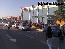 [P46] imagine de ansamblu a Pavilionului C1, care avea si o terasa afara unde se putea manca ceva. » foto by adryana
 - 
<span class="allrVoted glyphicon glyphicon-heart hidden" id="av272724"></span>
<a class="m-l-10 hidden" id="sv272724" onclick="voting_Foto_DelVot(,272724,8126)" role="button">șterge vot <span class="glyphicon glyphicon-remove"></span></a>
<a id="v9272724" class=" c-red"  onclick="voting_Foto_SetVot(272724)" role="button"><span class="glyphicon glyphicon-heart-empty"></span> <b>LIKE</b> = Votează poza</a> <img class="hidden"  id="f272724W9" src="/imagini/loader.gif" border="0" /><span class="AjErrMes hidden" id="e272724ErM"></span>