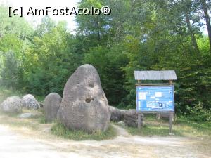 [P11] Trovanţii din Horezu » foto by Michi
 - 
<span class="allrVoted glyphicon glyphicon-heart hidden" id="av1183263"></span>
<a class="m-l-10 hidden" id="sv1183263" onclick="voting_Foto_DelVot(,1183263,8126)" role="button">șterge vot <span class="glyphicon glyphicon-remove"></span></a>
<a id="v91183263" class=" c-red"  onclick="voting_Foto_SetVot(1183263)" role="button"><span class="glyphicon glyphicon-heart-empty"></span> <b>LIKE</b> = Votează poza</a> <img class="hidden"  id="f1183263W9" src="/imagini/loader.gif" border="0" /><span class="AjErrMes hidden" id="e1183263ErM"></span>