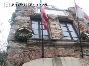 [P22] Genova, casa lui Cristofor Columb » foto by Michi
 - 
<span class="allrVoted glyphicon glyphicon-heart hidden" id="av1184365"></span>
<a class="m-l-10 hidden" id="sv1184365" onclick="voting_Foto_DelVot(,1184365,8126)" role="button">șterge vot <span class="glyphicon glyphicon-remove"></span></a>
<a id="v91184365" class=" c-red"  onclick="voting_Foto_SetVot(1184365)" role="button"><span class="glyphicon glyphicon-heart-empty"></span> <b>LIKE</b> = Votează poza</a> <img class="hidden"  id="f1184365W9" src="/imagini/loader.gif" border="0" /><span class="AjErrMes hidden" id="e1184365ErM"></span>