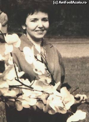 [P04] La un 23 august, acum 50 de ani » foto by Cornel
 - 
<span class="allrVoted glyphicon glyphicon-heart hidden" id="av579330"></span>
<a class="m-l-10 hidden" id="sv579330" onclick="voting_Foto_DelVot(,579330,8126)" role="button">șterge vot <span class="glyphicon glyphicon-remove"></span></a>
<a id="v9579330" class=" c-red"  onclick="voting_Foto_SetVot(579330)" role="button"><span class="glyphicon glyphicon-heart-empty"></span> <b>LIKE</b> = Votează poza</a> <img class="hidden"  id="f579330W9" src="/imagini/loader.gif" border="0" /><span class="AjErrMes hidden" id="e579330ErM"></span>