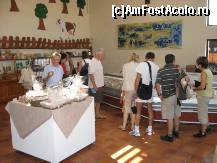 [P14] Ajungem si in sala de protocol unde suntem serviti cu branza proaspata » foto by dorgo
 - 
<span class="allrVoted glyphicon glyphicon-heart hidden" id="av170734"></span>
<a class="m-l-10 hidden" id="sv170734" onclick="voting_Foto_DelVot(,170734,8139)" role="button">șterge vot <span class="glyphicon glyphicon-remove"></span></a>
<a id="v9170734" class=" c-red"  onclick="voting_Foto_SetVot(170734)" role="button"><span class="glyphicon glyphicon-heart-empty"></span> <b>LIKE</b> = Votează poza</a> <img class="hidden"  id="f170734W9" src="/imagini/loader.gif" border="0" /><span class="AjErrMes hidden" id="e170734ErM"></span>