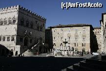 [P03] Perugia, Fontana Maggiore si Palazzo dei Priori » foto by mariarosa
 - 
<span class="allrVoted glyphicon glyphicon-heart hidden" id="av204784"></span>
<a class="m-l-10 hidden" id="sv204784" onclick="voting_Foto_DelVot(,204784,8154)" role="button">șterge vot <span class="glyphicon glyphicon-remove"></span></a>
<a id="v9204784" class=" c-red"  onclick="voting_Foto_SetVot(204784)" role="button"><span class="glyphicon glyphicon-heart-empty"></span> <b>LIKE</b> = Votează poza</a> <img class="hidden"  id="f204784W9" src="/imagini/loader.gif" border="0" /><span class="AjErrMes hidden" id="e204784ErM"></span>