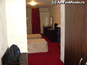 [P01] Hotel Andaluzia, Giurgiu, vedere din hol » foto by biancuta
 - 
<span class="allrVoted glyphicon glyphicon-heart hidden" id="av522058"></span>
<a class="m-l-10 hidden" id="sv522058" onclick="voting_Foto_DelVot(,522058,8241)" role="button">șterge vot <span class="glyphicon glyphicon-remove"></span></a>
<a id="v9522058" class=" c-red"  onclick="voting_Foto_SetVot(522058)" role="button"><span class="glyphicon glyphicon-heart-empty"></span> <b>LIKE</b> = Votează poza</a> <img class="hidden"  id="f522058W9" src="/imagini/loader.gif" border="0" /><span class="AjErrMes hidden" id="e522058ErM"></span>