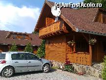 [P09] Vedere laterala a vilei (în spate este vila Nagy Lak IV) - iunie 2013 » foto by adry24
 - 
<span class="allrVoted glyphicon glyphicon-heart hidden" id="av494827"></span>
<a class="m-l-10 hidden" id="sv494827" onclick="voting_Foto_DelVot(,494827,8257)" role="button">șterge vot <span class="glyphicon glyphicon-remove"></span></a>
<a id="v9494827" class=" c-red"  onclick="voting_Foto_SetVot(494827)" role="button"><span class="glyphicon glyphicon-heart-empty"></span> <b>LIKE</b> = Votează poza</a> <img class="hidden"  id="f494827W9" src="/imagini/loader.gif" border="0" /><span class="AjErrMes hidden" id="e494827ErM"></span>