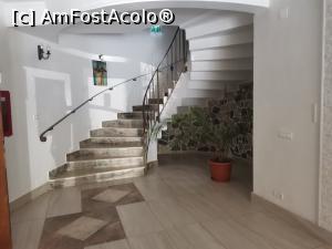 [P15] Scara hotel » foto by Sebastian TM
 - 
<span class="allrVoted glyphicon glyphicon-heart hidden" id="av1245505"></span>
<a class="m-l-10 hidden" id="sv1245505" onclick="voting_Foto_DelVot(,1245505,8276)" role="button">șterge vot <span class="glyphicon glyphicon-remove"></span></a>
<a id="v91245505" class=" c-red"  onclick="voting_Foto_SetVot(1245505)" role="button"><span class="glyphicon glyphicon-heart-empty"></span> <b>LIKE</b> = Votează poza</a> <img class="hidden"  id="f1245505W9" src="/imagini/loader.gif" border="0" /><span class="AjErrMes hidden" id="e1245505ErM"></span>