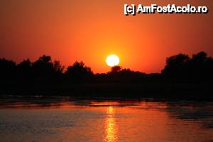 [P04] Apusul soarelui de pe terasa Pensiunii Paradise Delta House.  » foto by Lucian Ionescu
 - 
<span class="allrVoted glyphicon glyphicon-heart hidden" id="av449251"></span>
<a class="m-l-10 hidden" id="sv449251" onclick="voting_Foto_DelVot(,449251,8279)" role="button">șterge vot <span class="glyphicon glyphicon-remove"></span></a>
<a id="v9449251" class=" c-red"  onclick="voting_Foto_SetVot(449251)" role="button"><span class="glyphicon glyphicon-heart-empty"></span> <b>LIKE</b> = Votează poza</a> <img class="hidden"  id="f449251W9" src="/imagini/loader.gif" border="0" /><span class="AjErrMes hidden" id="e449251ErM"></span>