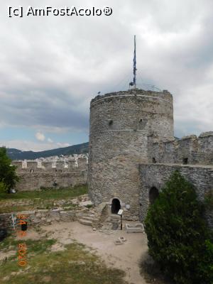 [P21] Turnul cetăţii medievale din Kavala » foto by irinad
 - 
<span class="allrVoted glyphicon glyphicon-heart hidden" id="av1169680"></span>
<a class="m-l-10 hidden" id="sv1169680" onclick="voting_Foto_DelVot(,1169680,8286)" role="button">șterge vot <span class="glyphicon glyphicon-remove"></span></a>
<a id="v91169680" class=" c-red"  onclick="voting_Foto_SetVot(1169680)" role="button"><span class="glyphicon glyphicon-heart-empty"></span> <b>LIKE</b> = Votează poza</a> <img class="hidden"  id="f1169680W9" src="/imagini/loader.gif" border="0" /><span class="AjErrMes hidden" id="e1169680ErM"></span>
