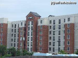 [P03] Staybridge Suites Hotel Indy » foto by meehi
 - 
<span class="allrVoted glyphicon glyphicon-heart hidden" id="av547117"></span>
<a class="m-l-10 hidden" id="sv547117" onclick="voting_Foto_DelVot(,547117,8408)" role="button">șterge vot <span class="glyphicon glyphicon-remove"></span></a>
<a id="v9547117" class=" c-red"  onclick="voting_Foto_SetVot(547117)" role="button"><span class="glyphicon glyphicon-heart-empty"></span> <b>LIKE</b> = Votează poza</a> <img class="hidden"  id="f547117W9" src="/imagini/loader.gif" border="0" /><span class="AjErrMes hidden" id="e547117ErM"></span>