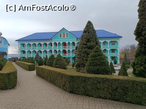 [P35] Mănăstirea Bănceni, Chiliile amenajate într-o clădire, o caracteristică a lavrelor rusești » foto by mprofeanu
 - 
<span class="allrVoted glyphicon glyphicon-heart hidden" id="av1504221"></span>
<a class="m-l-10 hidden" id="sv1504221" onclick="voting_Foto_DelVot(,1504221,8421)" role="button">șterge vot <span class="glyphicon glyphicon-remove"></span></a>
<a id="v91504221" class=" c-red"  onclick="voting_Foto_SetVot(1504221)" role="button"><span class="glyphicon glyphicon-heart-empty"></span> <b>LIKE</b> = Votează poza</a> <img class="hidden"  id="f1504221W9" src="/imagini/loader.gif" border="0" /><span class="AjErrMes hidden" id="e1504221ErM"></span>