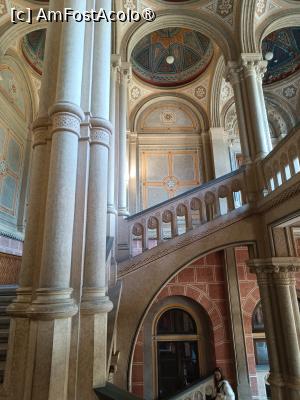 [P60] Cernăuți, Universitatea Națională „Iuri Fedkovici”, Rectoratul, Scara monumentală, urcăm la etaj... » foto by mprofeanu
 - 
<span class="allrVoted glyphicon glyphicon-heart hidden" id="av1507652"></span>
<a class="m-l-10 hidden" id="sv1507652" onclick="voting_Foto_DelVot(,1507652,8421)" role="button">șterge vot <span class="glyphicon glyphicon-remove"></span></a>
<a id="v91507652" class=" c-red"  onclick="voting_Foto_SetVot(1507652)" role="button"><span class="glyphicon glyphicon-heart-empty"></span> <b>LIKE</b> = Votează poza</a> <img class="hidden"  id="f1507652W9" src="/imagini/loader.gif" border="0" /><span class="AjErrMes hidden" id="e1507652ErM"></span>