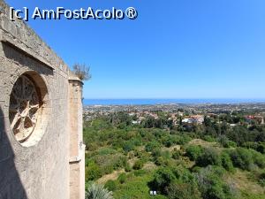 [P18] Bellapais, panoramă spre mare. » foto by Radix7
 - 
<span class="allrVoted glyphicon glyphicon-heart hidden" id="av1482084"></span>
<a class="m-l-10 hidden" id="sv1482084" onclick="voting_Foto_DelVot(,1482084,8430)" role="button">șterge vot <span class="glyphicon glyphicon-remove"></span></a>
<a id="v91482084" class=" c-red"  onclick="voting_Foto_SetVot(1482084)" role="button"><span class="glyphicon glyphicon-heart-empty"></span> <b>LIKE</b> = Votează poza</a> <img class="hidden"  id="f1482084W9" src="/imagini/loader.gif" border="0" /><span class="AjErrMes hidden" id="e1482084ErM"></span>