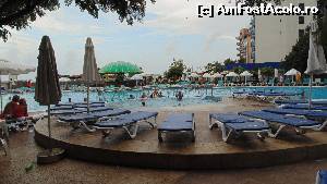 [P14] piscina » foto by r@du r@du
 - 
<span class="allrVoted glyphicon glyphicon-heart hidden" id="av540700"></span>
<a class="m-l-10 hidden" id="sv540700" onclick="voting_Foto_DelVot(,540700,8448)" role="button">șterge vot <span class="glyphicon glyphicon-remove"></span></a>
<a id="v9540700" class=" c-red"  onclick="voting_Foto_SetVot(540700)" role="button"><span class="glyphicon glyphicon-heart-empty"></span> <b>LIKE</b> = Votează poza</a> <img class="hidden"  id="f540700W9" src="/imagini/loader.gif" border="0" /><span class="AjErrMes hidden" id="e540700ErM"></span>