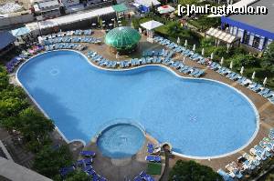 [P02] Piscina hotelului dimineata.  » foto by BiancaRossana
 - 
<span class="allrVoted glyphicon glyphicon-heart hidden" id="av631558"></span>
<a class="m-l-10 hidden" id="sv631558" onclick="voting_Foto_DelVot(,631558,8448)" role="button">șterge vot <span class="glyphicon glyphicon-remove"></span></a>
<a id="v9631558" class=" c-red"  onclick="voting_Foto_SetVot(631558)" role="button"><span class="glyphicon glyphicon-heart-empty"></span> <b>LIKE</b> = Votează poza</a> <img class="hidden"  id="f631558W9" src="/imagini/loader.gif" border="0" /><span class="AjErrMes hidden" id="e631558ErM"></span>