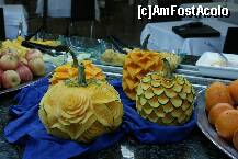 [P08] Printre fructe şi alte feluri de desert, iată şi trandafirii sculptaţi în dovleci de către Fernando. » foto by Costi
 - 
<span class="allrVoted glyphicon glyphicon-heart hidden" id="av183349"></span>
<a class="m-l-10 hidden" id="sv183349" onclick="voting_Foto_DelVot(,183349,8470)" role="button">șterge vot <span class="glyphicon glyphicon-remove"></span></a>
<a id="v9183349" class=" c-red"  onclick="voting_Foto_SetVot(183349)" role="button"><span class="glyphicon glyphicon-heart-empty"></span> <b>LIKE</b> = Votează poza</a> <img class="hidden"  id="f183349W9" src="/imagini/loader.gif" border="0" /><span class="AjErrMes hidden" id="e183349ErM"></span>