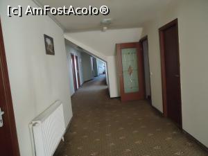 [P01] Holul hotelului » foto by VOIAJ
 - 
<span class="allrVoted glyphicon glyphicon-heart hidden" id="av924057"></span>
<a class="m-l-10 hidden" id="sv924057" onclick="voting_Foto_DelVot(,924057,8472)" role="button">șterge vot <span class="glyphicon glyphicon-remove"></span></a>
<a id="v9924057" class=" c-red"  onclick="voting_Foto_SetVot(924057)" role="button"><span class="glyphicon glyphicon-heart-empty"></span> <b>LIKE</b> = Votează poza</a> <img class="hidden"  id="f924057W9" src="/imagini/loader.gif" border="0" /><span class="AjErrMes hidden" id="e924057ErM"></span>