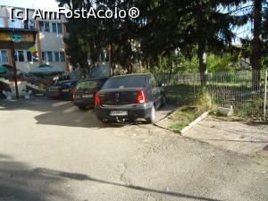 [P12] Parcarea din curtea hotelului turist » foto by VOIAJ
 - 
<span class="allrVoted glyphicon glyphicon-heart hidden" id="av924575"></span>
<a class="m-l-10 hidden" id="sv924575" onclick="voting_Foto_DelVot(,924575,8472)" role="button">șterge vot <span class="glyphicon glyphicon-remove"></span></a>
<a id="v9924575" class=" c-red"  onclick="voting_Foto_SetVot(924575)" role="button"><span class="glyphicon glyphicon-heart-empty"></span> <b>LIKE</b> = Votează poza</a> <img class="hidden"  id="f924575W9" src="/imagini/loader.gif" border="0" /><span class="AjErrMes hidden" id="e924575ErM"></span>