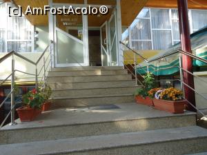 [P06] acces hotel » foto by VOIAJ
 - 
<span class="allrVoted glyphicon glyphicon-heart hidden" id="av924072"></span>
<a class="m-l-10 hidden" id="sv924072" onclick="voting_Foto_DelVot(,924072,8472)" role="button">șterge vot <span class="glyphicon glyphicon-remove"></span></a>
<a id="v9924072" class=" c-red"  onclick="voting_Foto_SetVot(924072)" role="button"><span class="glyphicon glyphicon-heart-empty"></span> <b>LIKE</b> = Votează poza</a> <img class="hidden"  id="f924072W9" src="/imagini/loader.gif" border="0" /><span class="AjErrMes hidden" id="e924072ErM"></span>