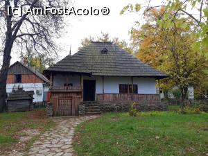 [P17] Muzeul Satului Bucuresti.Casa din Traisteni-Prahova. » foto by Floria
 - 
<span class="allrVoted glyphicon glyphicon-heart hidden" id="av1218584"></span>
<a class="m-l-10 hidden" id="sv1218584" onclick="voting_Foto_DelVot(,1218584,8488)" role="button">șterge vot <span class="glyphicon glyphicon-remove"></span></a>
<a id="v91218584" class=" c-red"  onclick="voting_Foto_SetVot(1218584)" role="button"><span class="glyphicon glyphicon-heart-empty"></span> <b>LIKE</b> = Votează poza</a> <img class="hidden"  id="f1218584W9" src="/imagini/loader.gif" border="0" /><span class="AjErrMes hidden" id="e1218584ErM"></span>