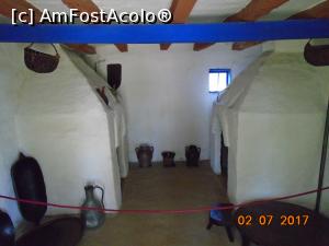 [P42] Gospodărie din Ostrov, Constanța, cămară » foto by Mitica49
 - 
<span class="allrVoted glyphicon glyphicon-heart hidden" id="av941057"></span>
<a class="m-l-10 hidden" id="sv941057" onclick="voting_Foto_DelVot(,941057,8488)" role="button">șterge vot <span class="glyphicon glyphicon-remove"></span></a>
<a id="v9941057" class=" c-red"  onclick="voting_Foto_SetVot(941057)" role="button"><span class="glyphicon glyphicon-heart-empty"></span> <b>LIKE</b> = Votează poza</a> <img class="hidden"  id="f941057W9" src="/imagini/loader.gif" border="0" /><span class="AjErrMes hidden" id="e941057ErM"></span>