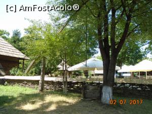 [P48] Gard și fântână în gospodăria din Ieud, Maramureș » foto by Mitica49
 - 
<span class="allrVoted glyphicon glyphicon-heart hidden" id="av941063"></span>
<a class="m-l-10 hidden" id="sv941063" onclick="voting_Foto_DelVot(,941063,8488)" role="button">șterge vot <span class="glyphicon glyphicon-remove"></span></a>
<a id="v9941063" class=" c-red"  onclick="voting_Foto_SetVot(941063)" role="button"><span class="glyphicon glyphicon-heart-empty"></span> <b>LIKE</b> = Votează poza</a> <img class="hidden"  id="f941063W9" src="/imagini/loader.gif" border="0" /><span class="AjErrMes hidden" id="e941063ErM"></span>