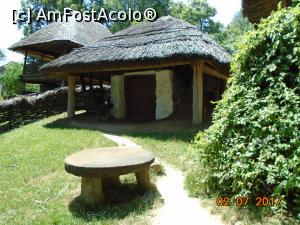 [P55] Gospodărie din Curteni, Vaslui, cramă » foto by Mitica49
 - 
<span class="allrVoted glyphicon glyphicon-heart hidden" id="av941070"></span>
<a class="m-l-10 hidden" id="sv941070" onclick="voting_Foto_DelVot(,941070,8488)" role="button">șterge vot <span class="glyphicon glyphicon-remove"></span></a>
<a id="v9941070" class=" c-red"  onclick="voting_Foto_SetVot(941070)" role="button"><span class="glyphicon glyphicon-heart-empty"></span> <b>LIKE</b> = Votează poza</a> <img class="hidden"  id="f941070W9" src="/imagini/loader.gif" border="0" /><span class="AjErrMes hidden" id="e941070ErM"></span>