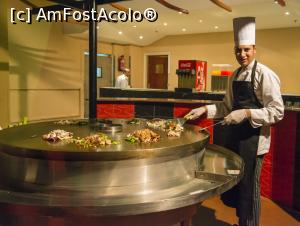 [P03] Restaurant mongol » foto by basaku
 - 
<span class="allrVoted glyphicon glyphicon-heart hidden" id="av945901"></span>
<a class="m-l-10 hidden" id="sv945901" onclick="voting_Foto_DelVot(,945901,8517)" role="button">șterge vot <span class="glyphicon glyphicon-remove"></span></a>
<a id="v9945901" class=" c-red"  onclick="voting_Foto_SetVot(945901)" role="button"><span class="glyphicon glyphicon-heart-empty"></span> <b>LIKE</b> = Votează poza</a> <img class="hidden"  id="f945901W9" src="/imagini/loader.gif" border="0" /><span class="AjErrMes hidden" id="e945901ErM"></span>