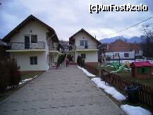 [P07] Select Holiday Villas » foto by Dragoș_MD
 - 
<span class="allrVoted glyphicon glyphicon-heart hidden" id="av185372"></span>
<a class="m-l-10 hidden" id="sv185372" onclick="voting_Foto_DelVot(,185372,8525)" role="button">șterge vot <span class="glyphicon glyphicon-remove"></span></a>
<a id="v9185372" class=" c-red"  onclick="voting_Foto_SetVot(185372)" role="button"><span class="glyphicon glyphicon-heart-empty"></span> <b>LIKE</b> = Votează poza</a> <img class="hidden"  id="f185372W9" src="/imagini/loader.gif" border="0" /><span class="AjErrMes hidden" id="e185372ErM"></span>